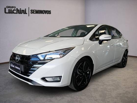 NISSAN VERSA 1.6 16V FLEX EXCLUSIVE XTRONIC NISSAN VERSA 1.6 16V FLEX EXCLUSIVE XTRONIC